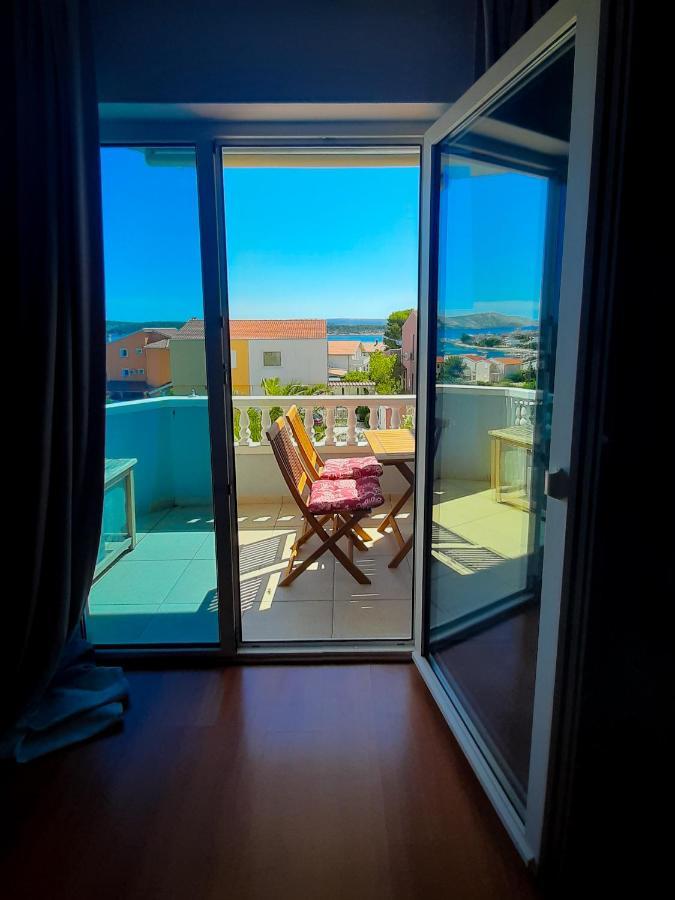 Apartments Stokic Раб Экстерьер фото