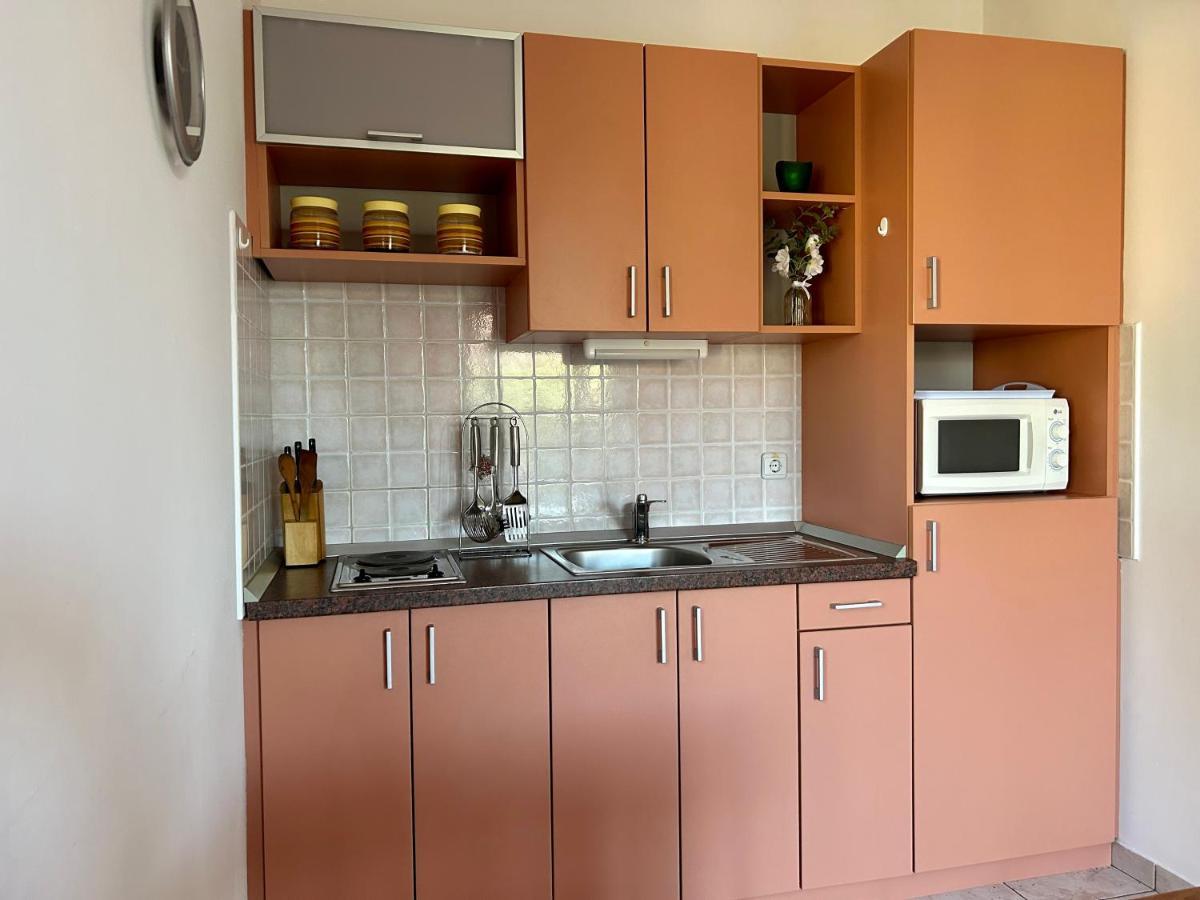 Apartments Stokic Раб Экстерьер фото